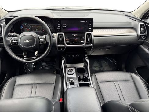 Certified 2023 Kia Sorento EX AWD/4WD image 14