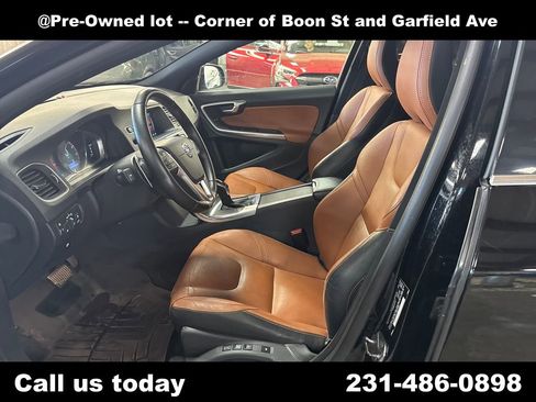 Used 2016 Volvo S60 T5 Premier w/ Convenience Package FWD image 13