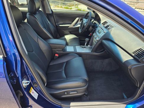 Used 2007 Toyota Camry SE FWD image 11