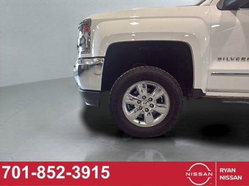 Used 2018 Chevrolet Silverado 1500 LTZ image 23