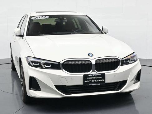 Used 2023 BMW 330i Sedan w/ Premium Package RWD image 10