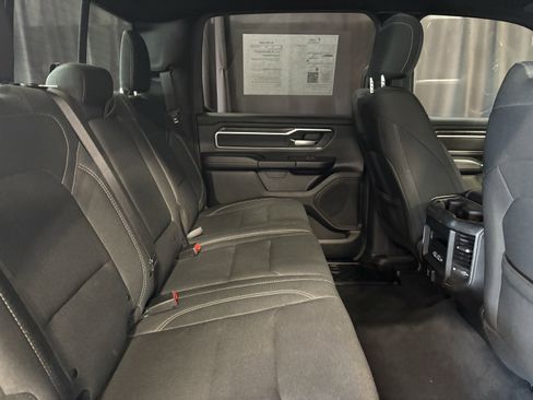 Used 2019 RAM 1500 Big Horn RWD image 34