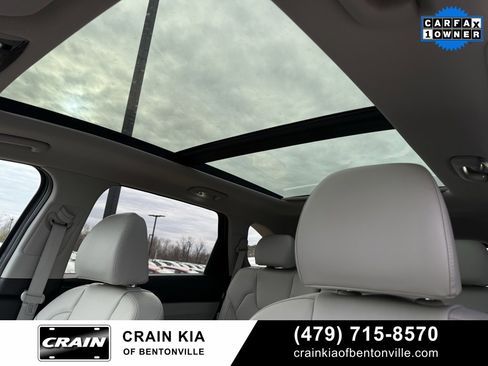 Certified 2025 Kia Sorento S w/ Panoramic Sunroof Package image 23