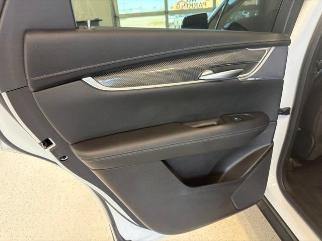 Used 2023 Cadillac XT5 Sportv w/ Technology Package AWD/4WD image 45