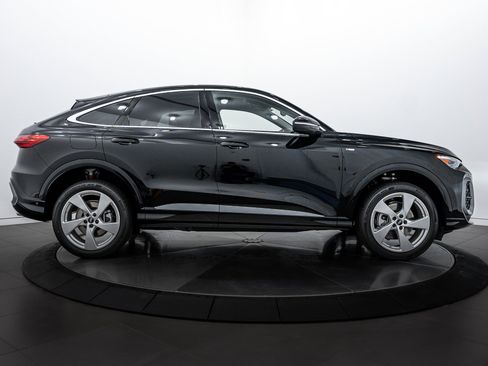 New 2025 Audi Q5 Premium Plus image 3