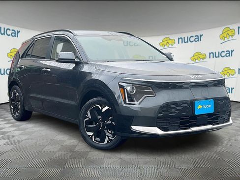 Used 2023 Kia Niro Wind w/ Wind Preserve Package image 1