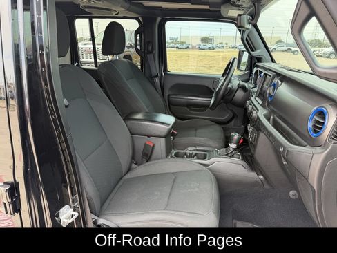 Used 2022 Jeep Wrangler Unlimited Sport w/ Sun And Sound Package AWD/4WD image 33