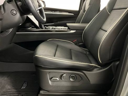 Used 2025 Cadillac Escalade Premium Luxury w/ Touring Package AWD/4WD image 27