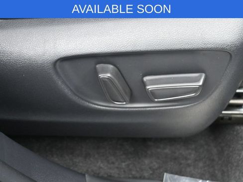 Certified 2026 Toyota Highlander Platinum AWD/4WD image 39