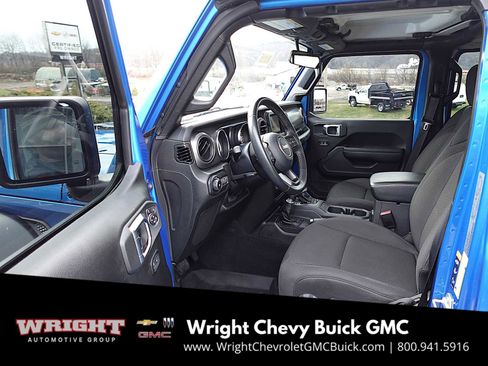 Used 2022 Jeep Wrangler Unlimited Sport image 15