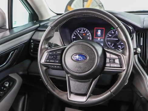 Used 2024 Subaru Outback Premium AWD/4WD image 12
