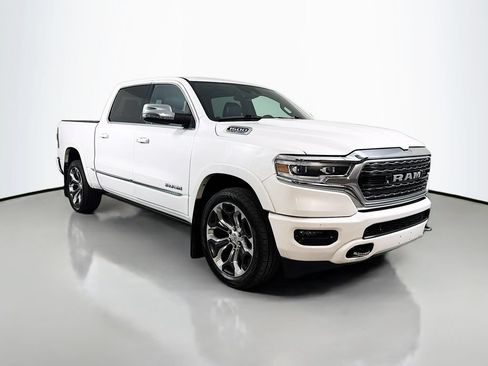 Used 2023 RAM 1500 Limited w/ Body-Colour Bumper Group AWD/4WD image 4