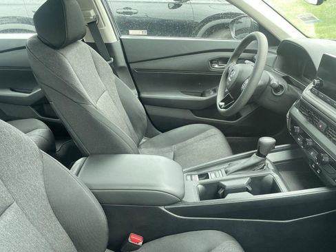 Used 2023 Honda Accord LX image 6