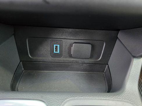 Used 2018 Ford Escape SE w/ SE Sync 3 Package image 21