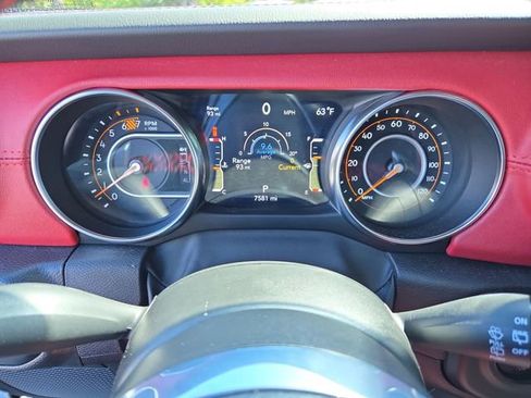 Used 2023 Jeep Wrangler Unlimited Rubicon 392 image 22