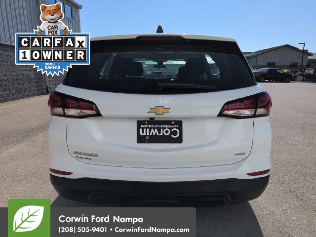 Used 2022 Chevrolet Equinox LS w/ Driver Confidence II Package AWD/4WD image 4