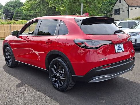 Certified 2024 Honda HR-V Sport image 4