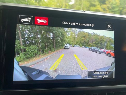 Used 2025 Jeep Wrangler Unlimited Sahara image 9