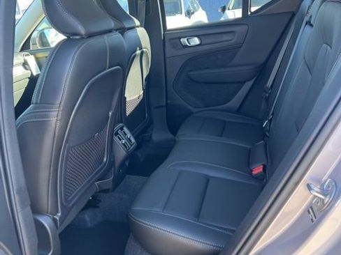 New 2026 Volvo XC40 B4 Core image 25