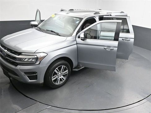 Used 2022 Ford Expedition Max Limited image 39