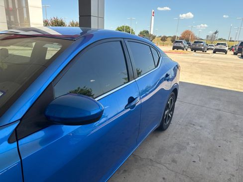 Used 2024 Nissan Sentra SV FWD image 3