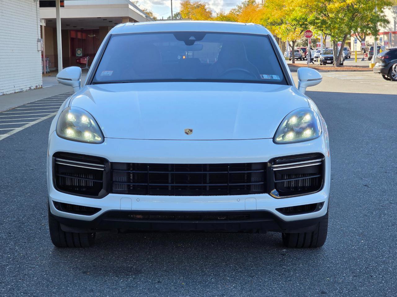 Used 2019 Porsche Cayenne Turbo AWD/4WD image 2