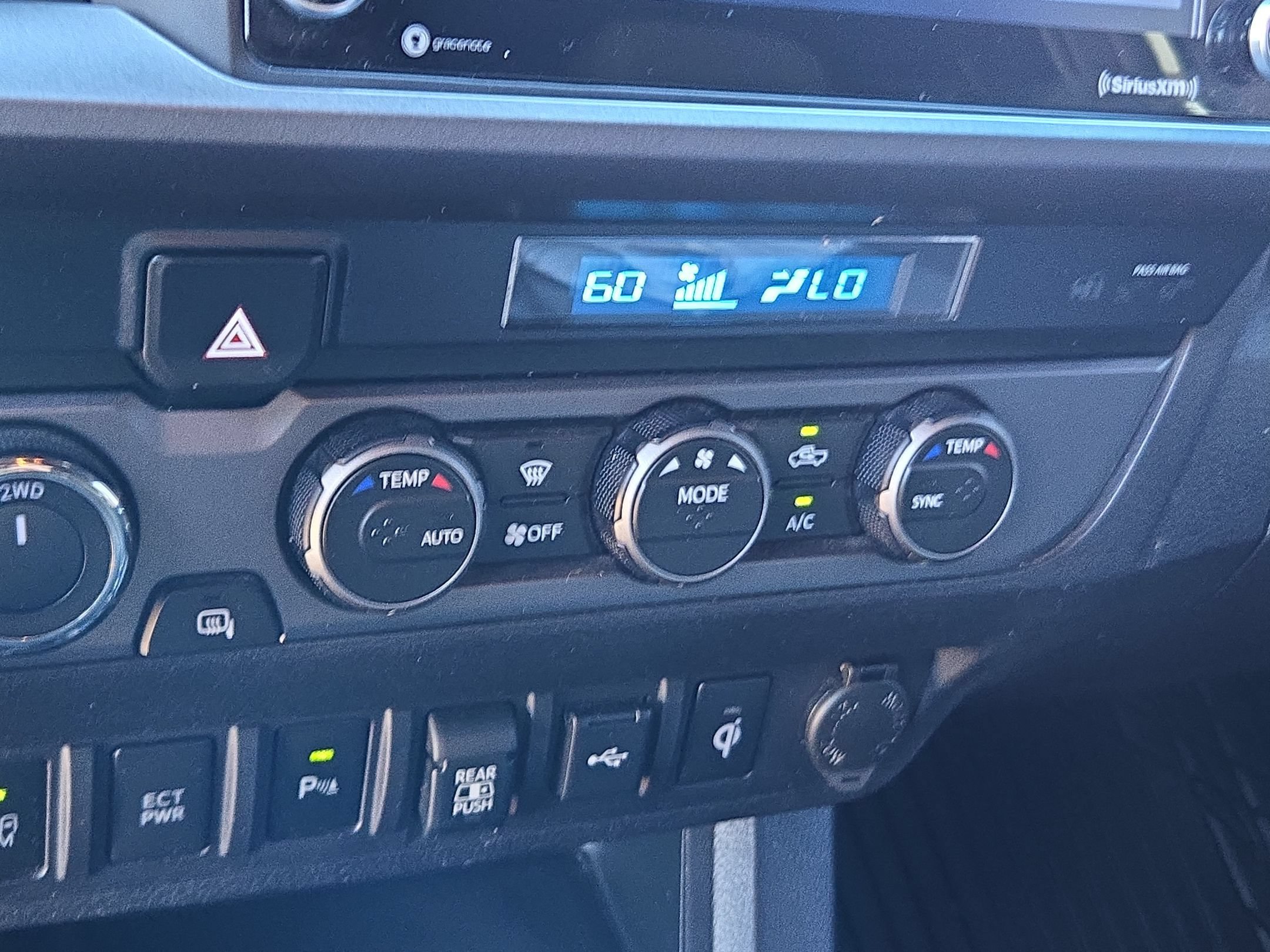 Used 2021 Toyota Tacoma TRD Sport w/ Technology Package AWD/4WD image 16