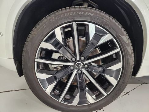 Used 2026 Volvo XC90 B6 Ultra w/ Protection Package Premier AWD/4WD image 8