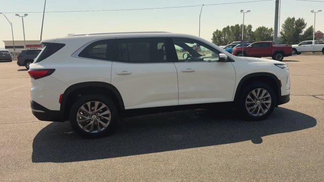 Used 2026 Buick Enclave Preferred AWD/4WD image 9