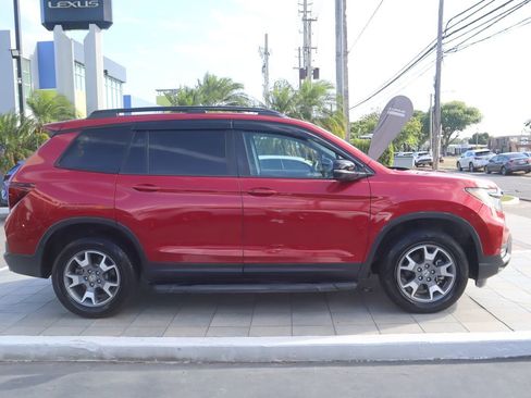 Used 2022 Honda Passport TrailSport image 4