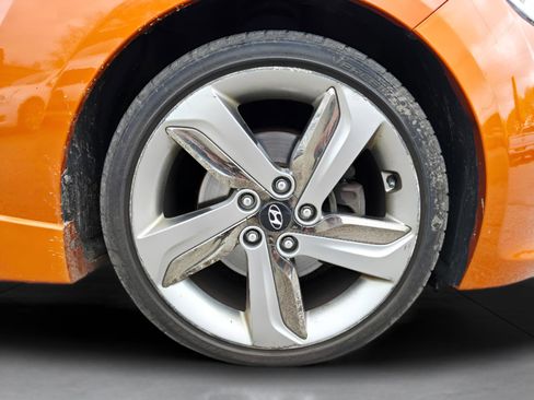 Used 2013 Hyundai Veloster Turbo image 37