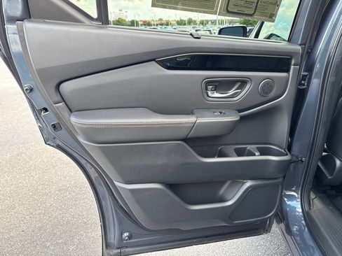 Certified 2026 Honda Pilot TrailSport image 36