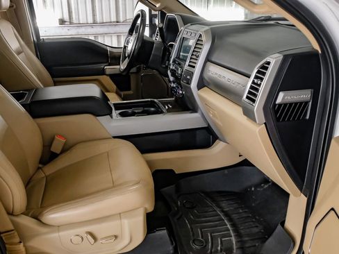 Used 2017 Ford F350 Lariat w/ Lariat Ultimate Package image 12