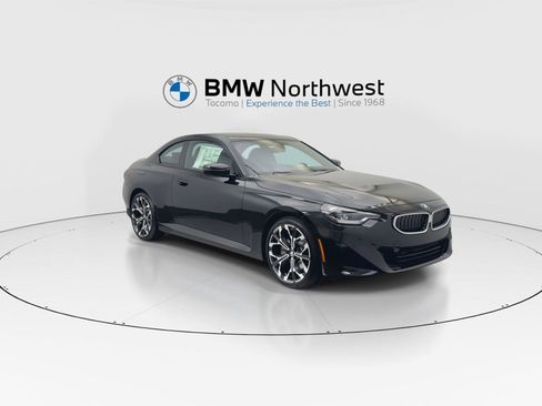 New 2026 BMW 230i xDrive Coupe w/ Convenience Package AWD/4WD image 7