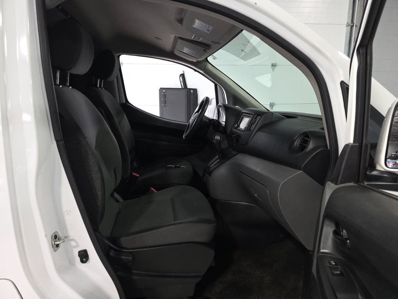 Used 2019 Nissan NV200 SV w/ Navigation Package FWD image 12