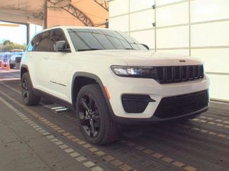 Used 2023 Jeep Grand Cherokee Altitude video 1