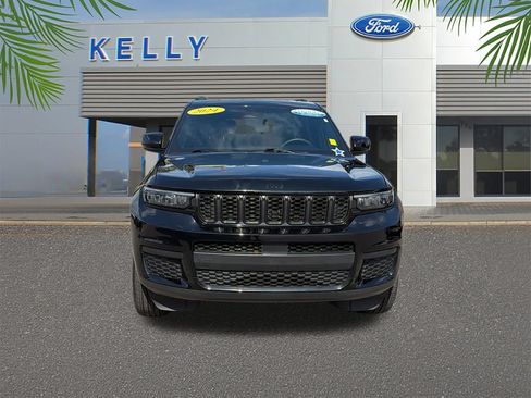 Used 2024 Jeep Grand Cherokee L Altitude RWD image 8