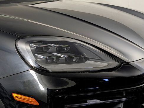 New 2026 Porsche Cayenne Coupe image 15