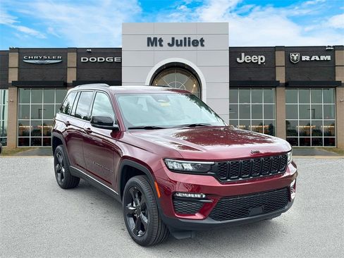 New 2025 Jeep Grand Cherokee Limited w/ Black Appearance Package image 1