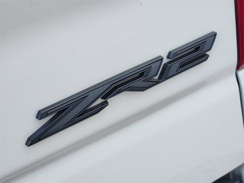 New 2026 Chevrolet Silverado 1500 ZR2 w/ Dark Appearance Package image 8
