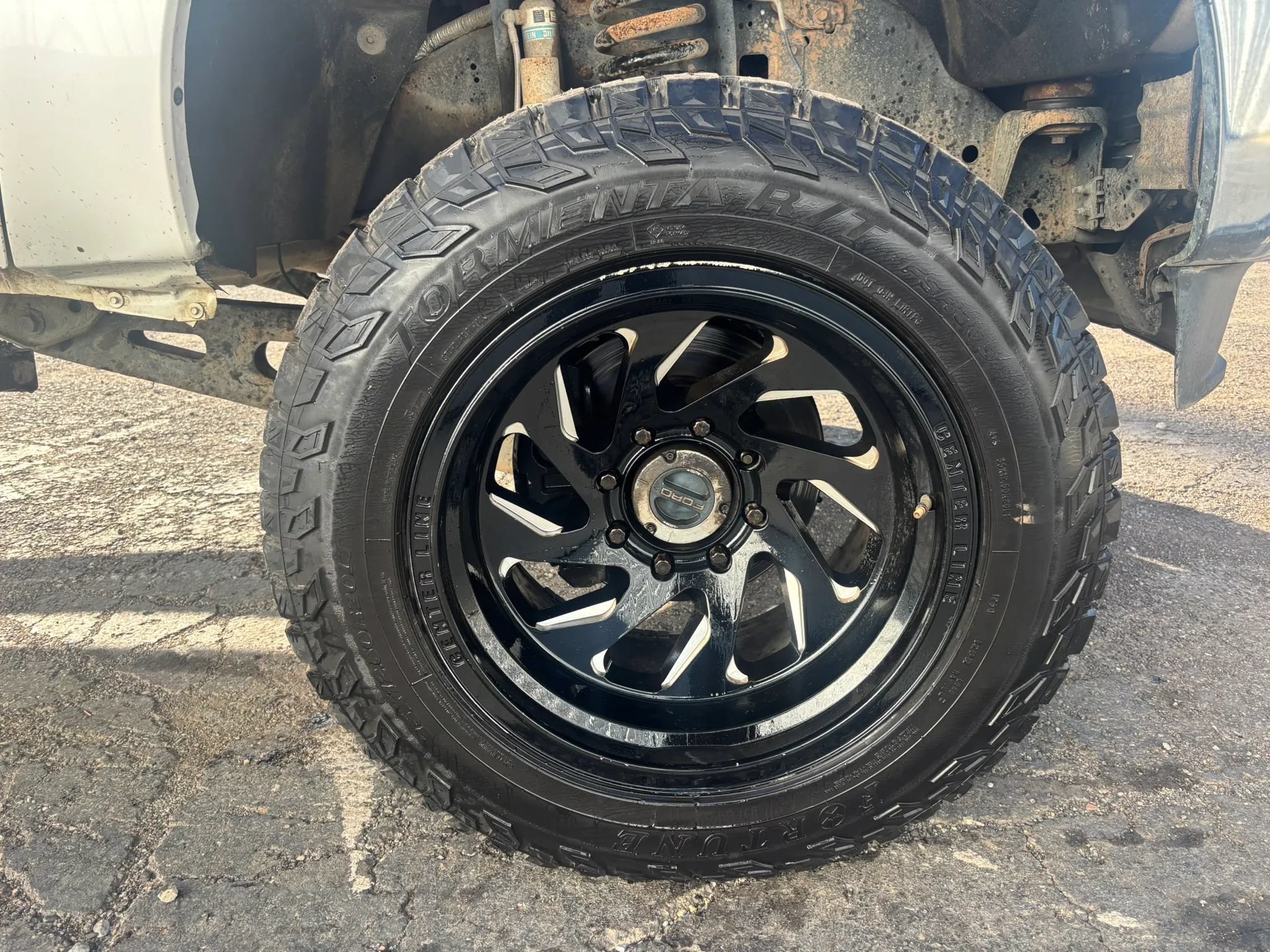 Used 2015 Ford F350 Lariat w/ Snow Plow Prep Package AWD/4WD image 8