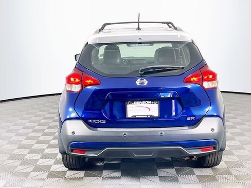 Used 2020 Nissan Kicks SR w/ SR Premium Package image 7