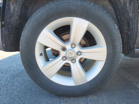Used 2014 Jeep Patriot Latitude w/ Sun/Sound Group AWD/4WD image 17