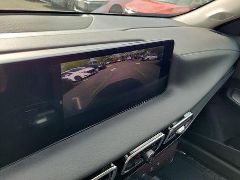 New 2026 Nissan Sentra SR w/ Floor Mat Package FWD image 27