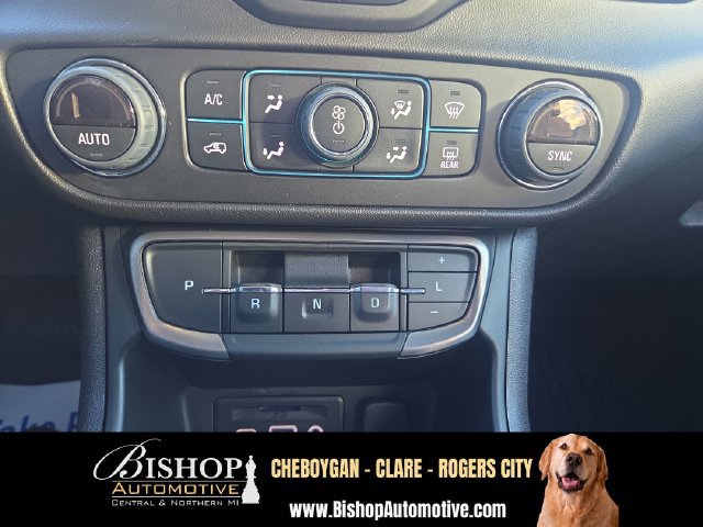 Used 2024 GMC Terrain AT4 w/ Tech Package AWD/4WD image 22