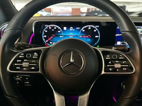 Certified 2022 Mercedes-Benz EQB 350 4MATIC image 29