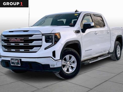 Used 2023 GMC Sierra 1500 SLE image 1