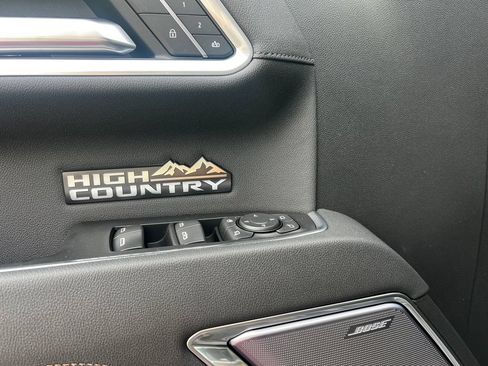 New 2026 Chevrolet Silverado 1500 High Country AWD/4WD image 13