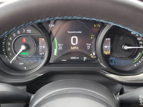 Used 2024 Jeep Wrangler Unlimited Rubicon 4xe AWD/4WD image 9