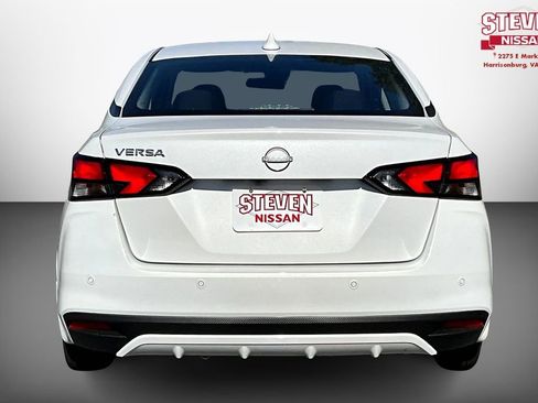 New 2025 Nissan Versa SV w/ Trunk Package image 4